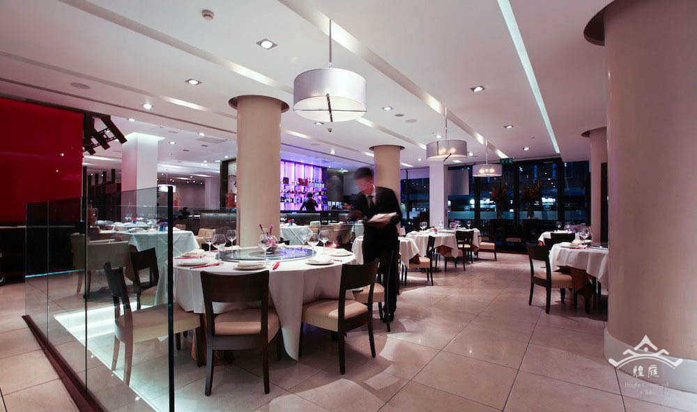 דים סאם בלונדון - ברייט קורטיארד